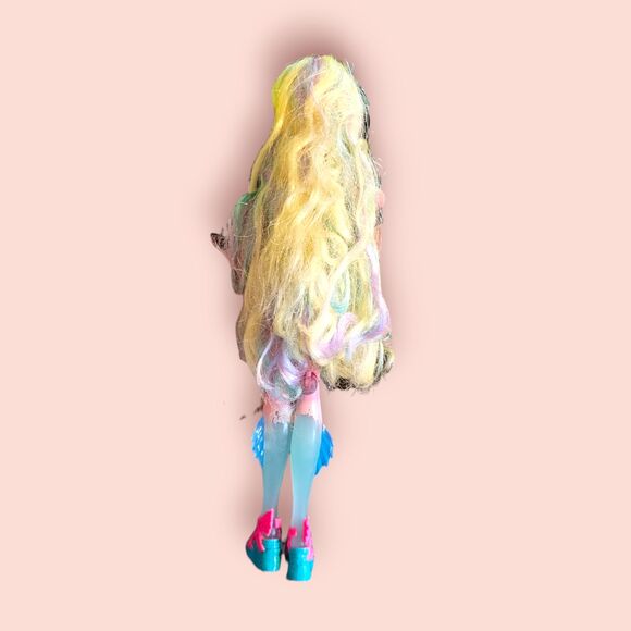Monster High G3 Lagoona doll - Picture 2 of 4